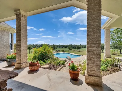 9265 Wren Lane Bellville TX 77418