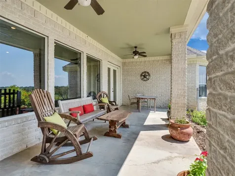 9265 Wren Lane Bellville TX 77418