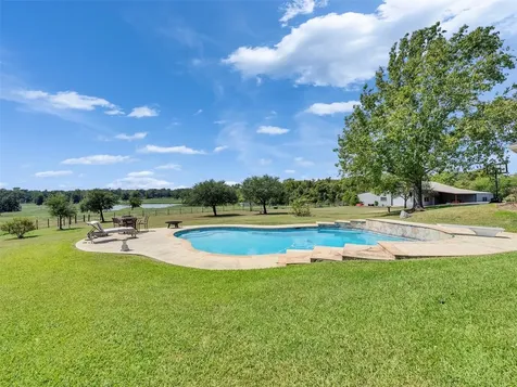 9265 Wren Lane Bellville TX 77418