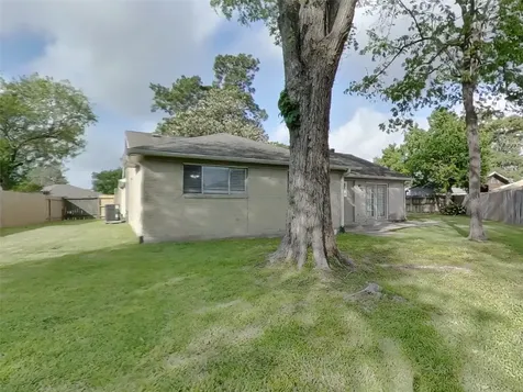 12819 Enchanted Path Drive Houston TX 77044
