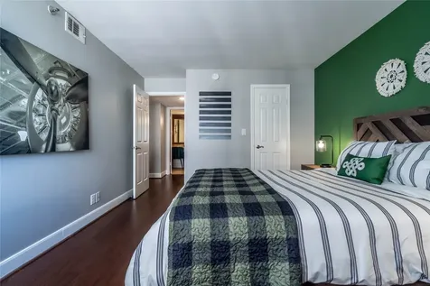 3525 Sage Road 1313 Houston TX 77056