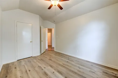 10622 Lonesome Dove Trail Houston TX 77095