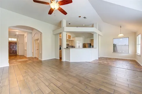 10622 Lonesome Dove Trail Houston TX 77095
