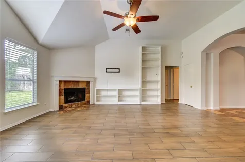 10622 Lonesome Dove Trail Houston TX 77095