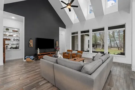 291 Vista Del Lago Drive Huffman TX 77336