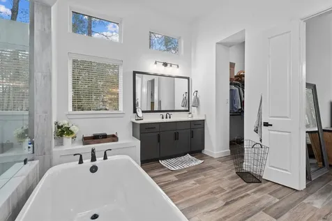 291 Vista Del Lago Drive Huffman TX 77336