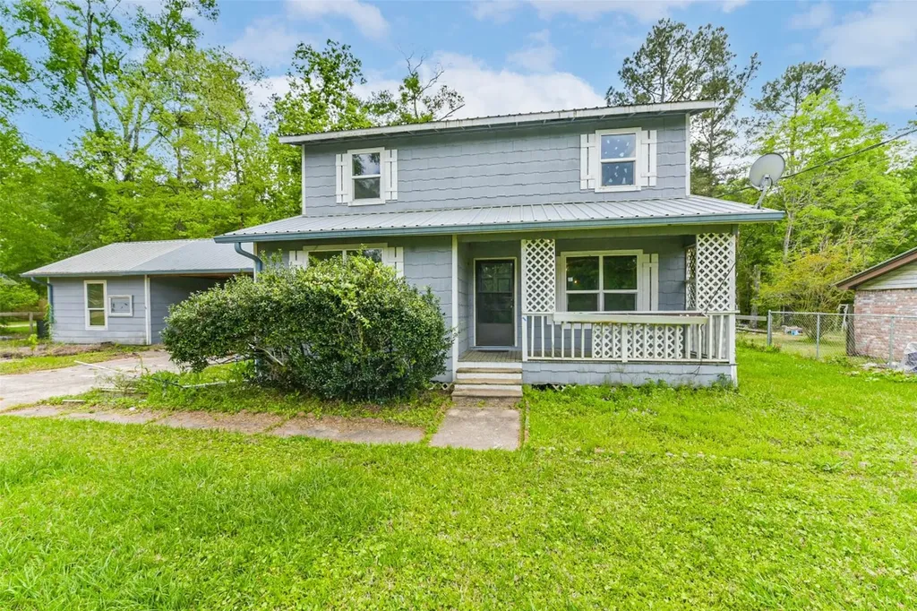 131 County Road 3201 Cleveland TX 77327