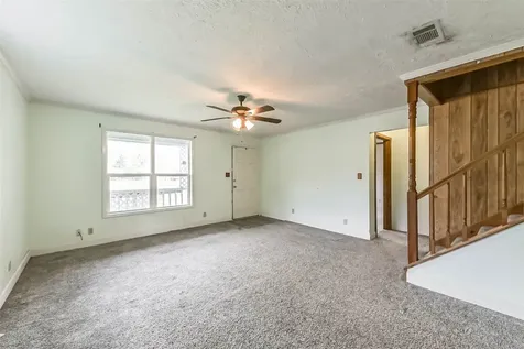 131 County Road 3201 Cleveland TX 77327