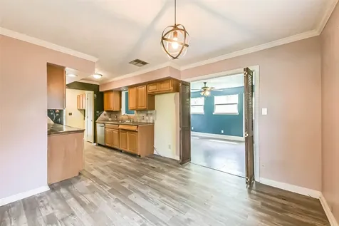131 County Road 3201 Cleveland TX 77327