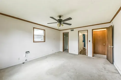 131 County Road 3201 Cleveland TX 77327