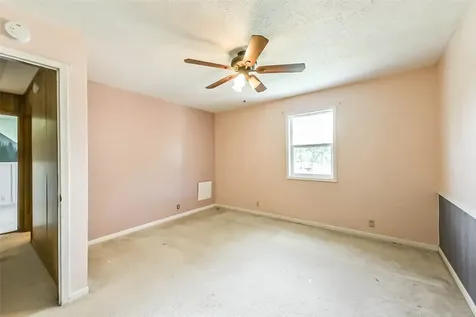 131 County Road 3201 Cleveland TX 77327