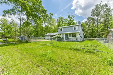 131 County Road 3201 Cleveland TX 77327