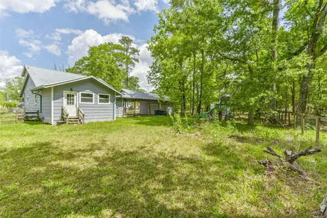 131 County Road 3201 Cleveland TX 77327