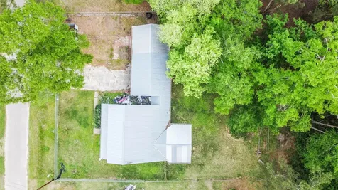 131 County Road 3201 Cleveland TX 77327