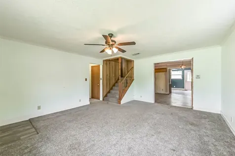 131 County Road 3201 Cleveland TX 77327