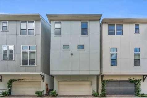 3223 Maxroy Street Houston TX 77008