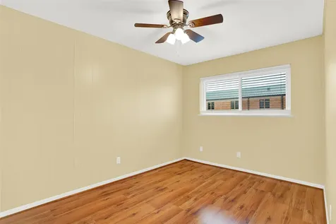 1870 Saxony Lane Nassau Bay TX 77058