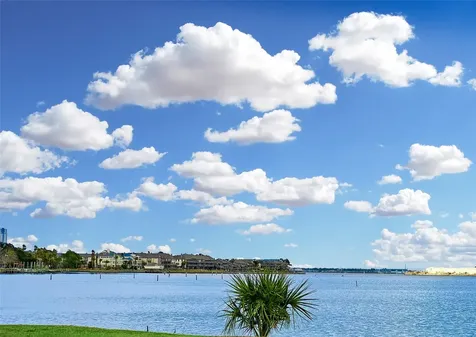 1870 Saxony Lane Nassau Bay TX 77058