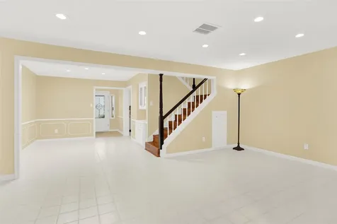 1870 Saxony Lane Nassau Bay TX 77058