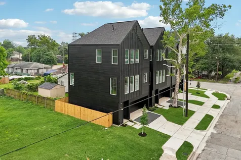 4506 Terry Street Houston TX 77009