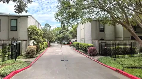 5711 Sugar Hill 95 Houston TX 77057