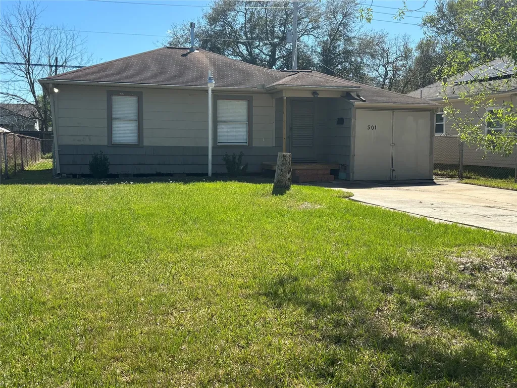 301 19th Avenue N Texas City TX 77590