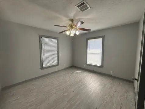 301 19th Avenue N Texas City TX 77590