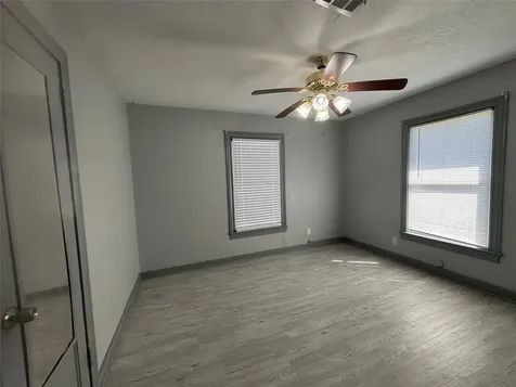 301 19th Avenue N Texas City TX 77590