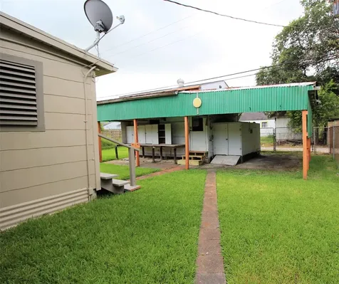 301 19th Avenue N Texas City TX 77590