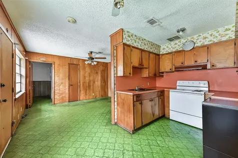 314 N Sparrow Way Texas City TX 77591