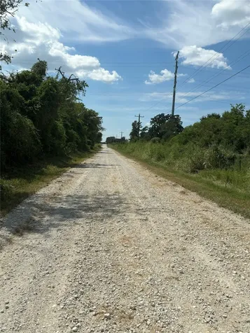 4864 Country Road 127 Bedias TX 77831