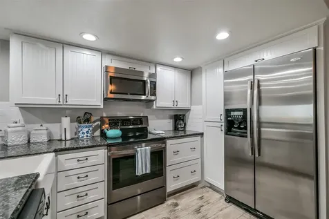 7310 Seawall Boulevard 902/903 Galveston TX 77551
