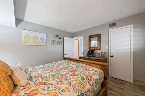 7310 Seawall Boulevard 902/903 Galveston TX 77551