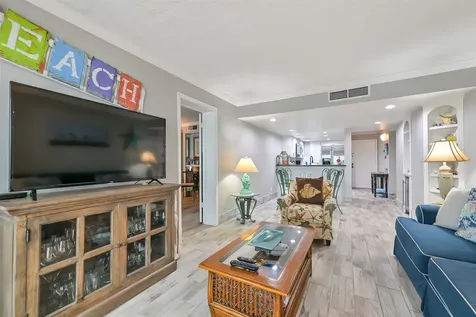 7310 Seawall Boulevard 902/903 Galveston TX 77551