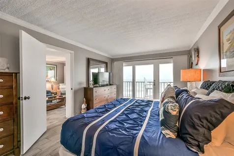 7310 Seawall Boulevard 902/903 Galveston TX 77551