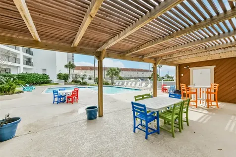 7310 Seawall Boulevard 902/903 Galveston TX 77551
