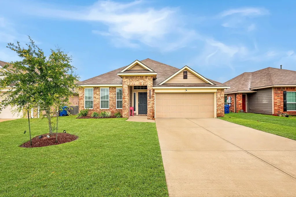 2702 Aquamarine Court Texas City TX 77591