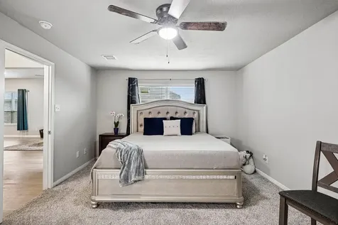 2702 Aquamarine Court Texas City TX 77591