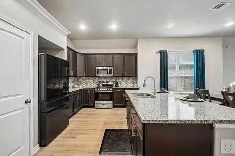 2702 Aquamarine Court Texas City TX 77591