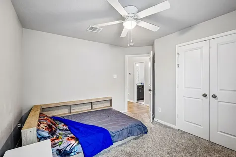 2702 Aquamarine Court Texas City TX 77591