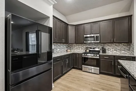 2702 Aquamarine Court Texas City TX 77591