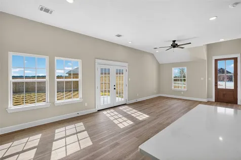 161 Turnrow Cove Snook TX 77878