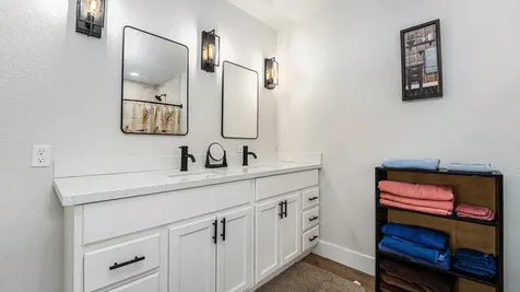 302 Brook Hollow Drive Conroe TX 77385