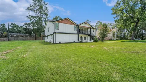 302 Brook Hollow Drive Conroe TX 77385