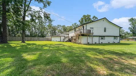 302 Brook Hollow Drive Conroe TX 77385