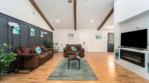 302 Brook Hollow Drive Conroe TX 77385