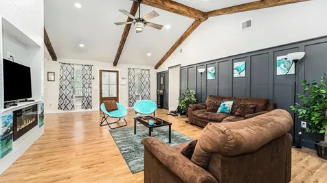 302 Brook Hollow Drive Conroe TX 77385