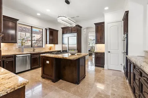 4134 Bellefontaine Street Houston TX 77025