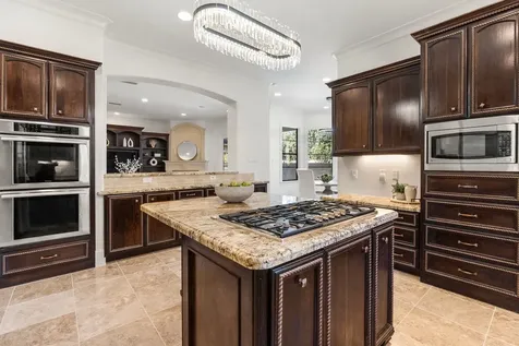 4134 Bellefontaine Street Houston TX 77025