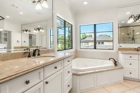 4134 Bellefontaine Street Houston TX 77025